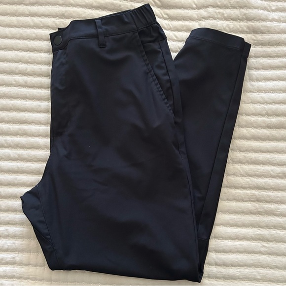 Cuts Men’s AO Slim Fit Breathable & Moisture Wicking Jogger in Black, X-Large - Picture 11 of 11